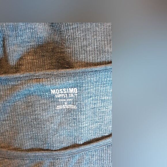 Mossimo crewneck long sleeve top - Picture 3 of 3